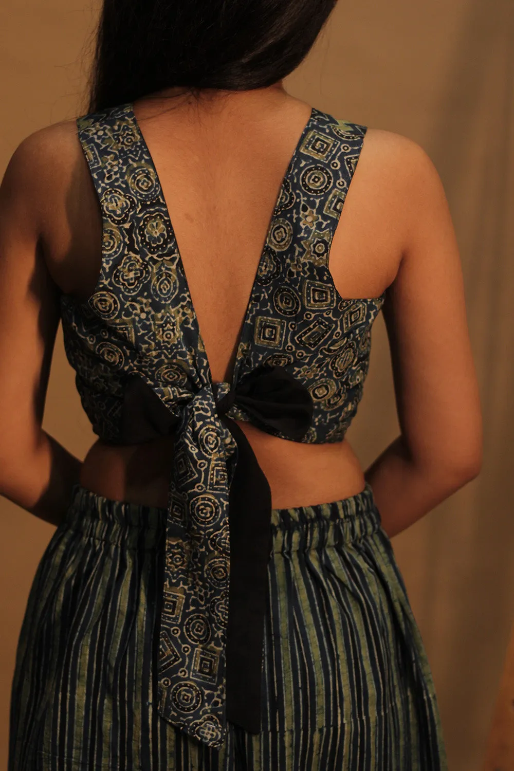 Mastaani |Reversible Blouse | Noir with Sea Green Chevron & Universe